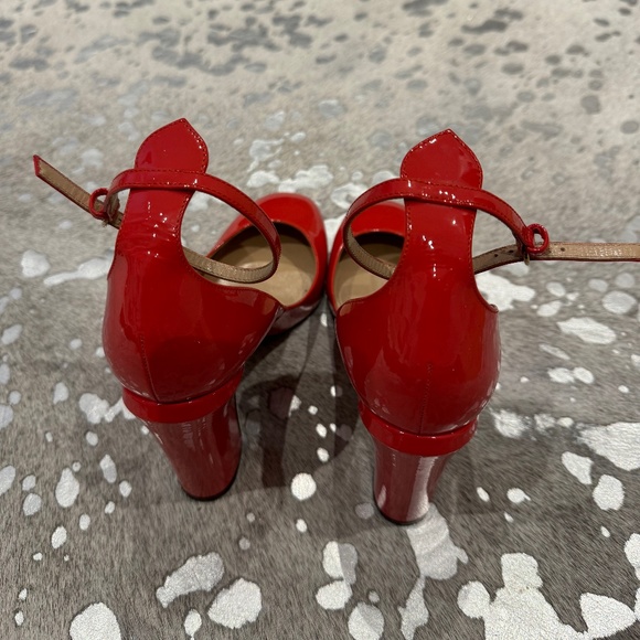 Valentino Garavani Tango Rosso Patent Leather Ankle-Strap Block Heel - Picture 4 of 4